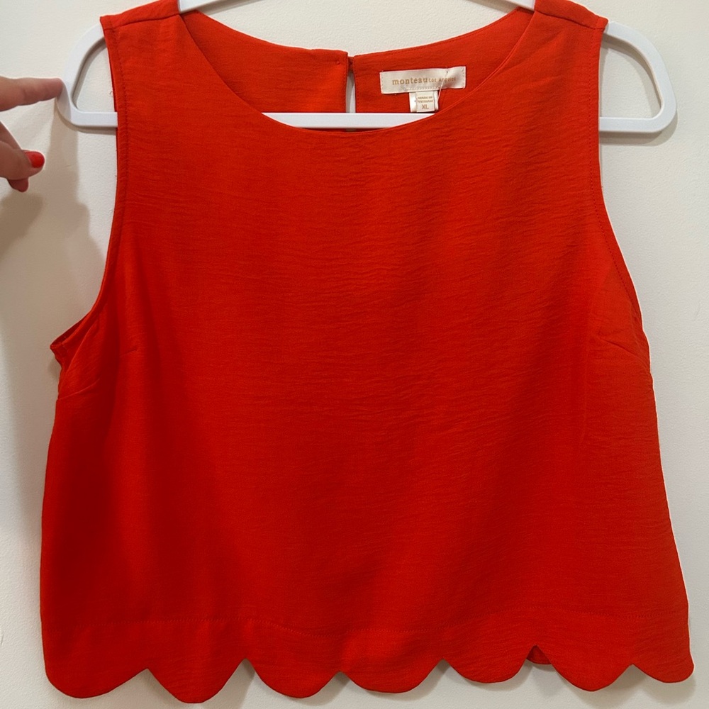 Red Crop Tank Top with Scallop Hem